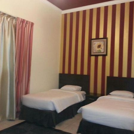 Hotel & Resort Golden Marina Yanbu Chambre photo
