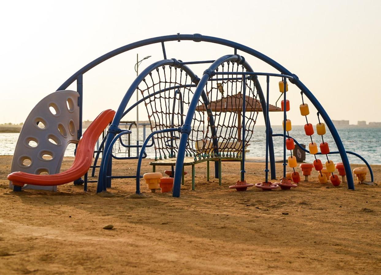 Hotel & Resort Golden Marina Yanbu Extérieur photo