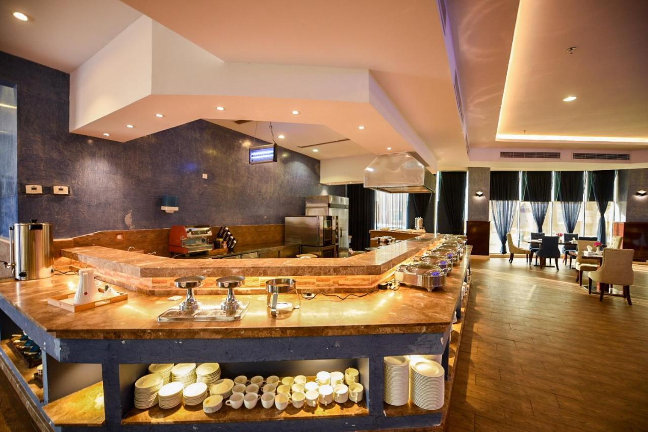 Hotel & Resort Golden Marina Yanbu Extérieur photo
