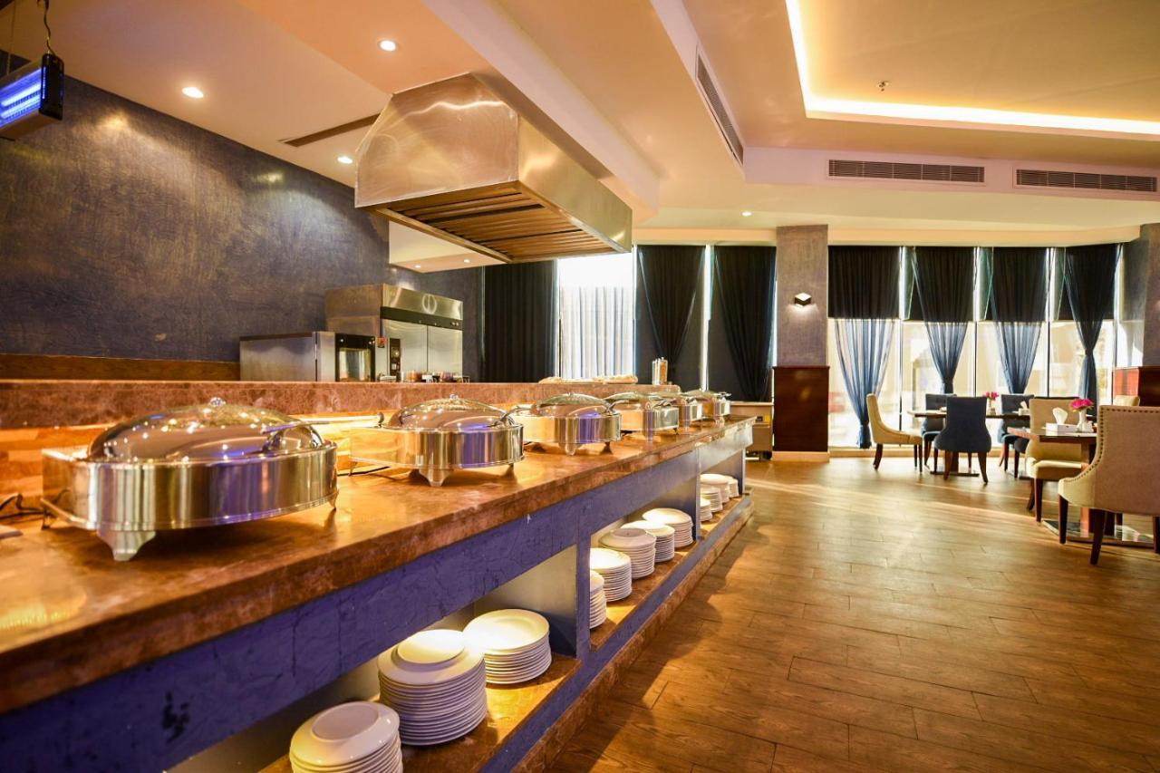 Hotel & Resort Golden Marina Yanbu Extérieur photo